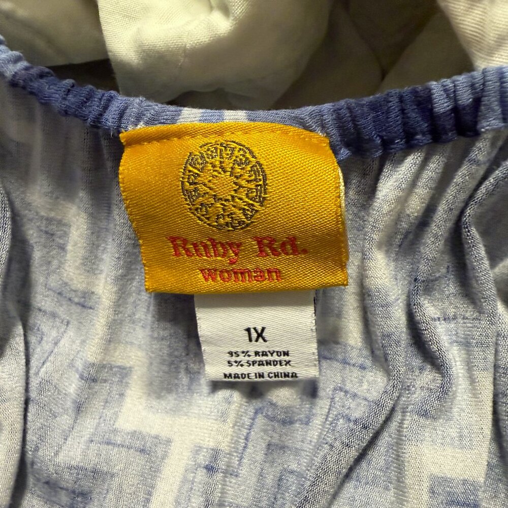 Ruby Rd Woman Blouse, Chevron Pattern, 1X - Picture 2 of 2